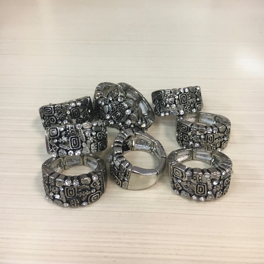 Stretch Rings